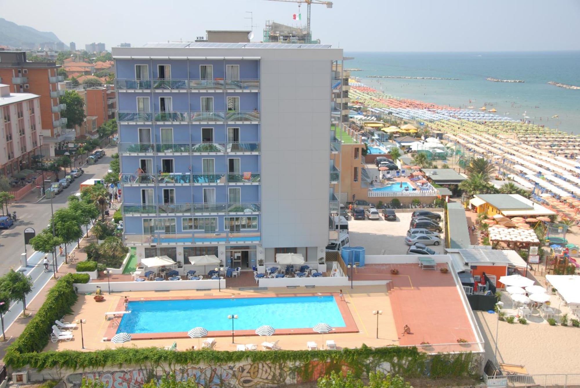 Hotel Majestic Пезаро Экстерьер фото